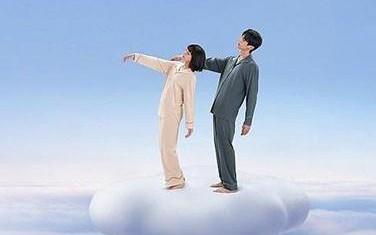 重庆床垫厂家分享秘笈：从睡姿及体重两个维度浅析床垫软硬度的正确选择: